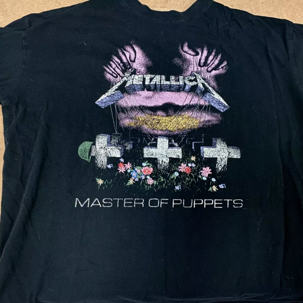 Metallica Master of Puppets Short Sleeve Graphic T-Shirt Large Cotton On Band